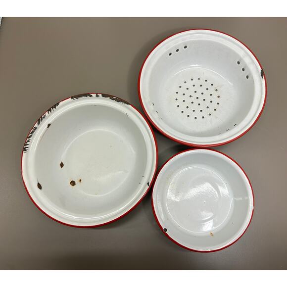 Red & White Enamelware Set – Colander + Nesting Bowl + Prep Bowl Farmhouse Decor - Picture 3 of 6